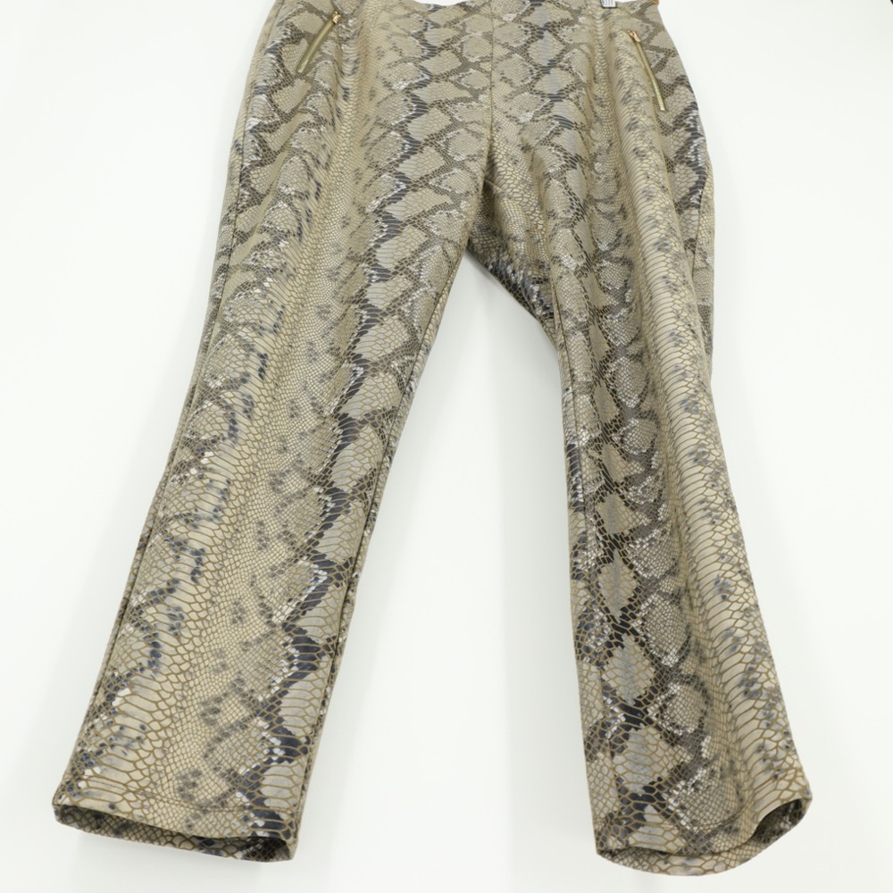 Kendall + Kylie Snakeskin Print High Rise Tapered Pants Zip Size 2X NWT - Picture 7 of 9